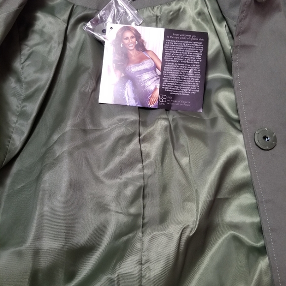 Iman Cape Olive and Tan NWT - Picture 2 of 4